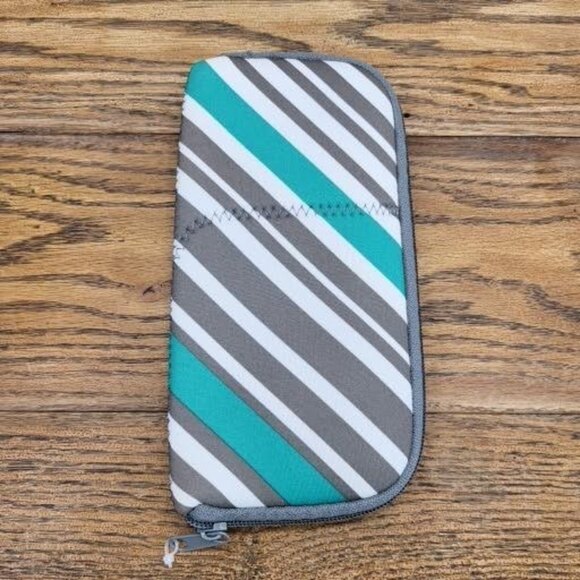 Cable And Charger Storage Organizer Travel - Picture 4 of 5